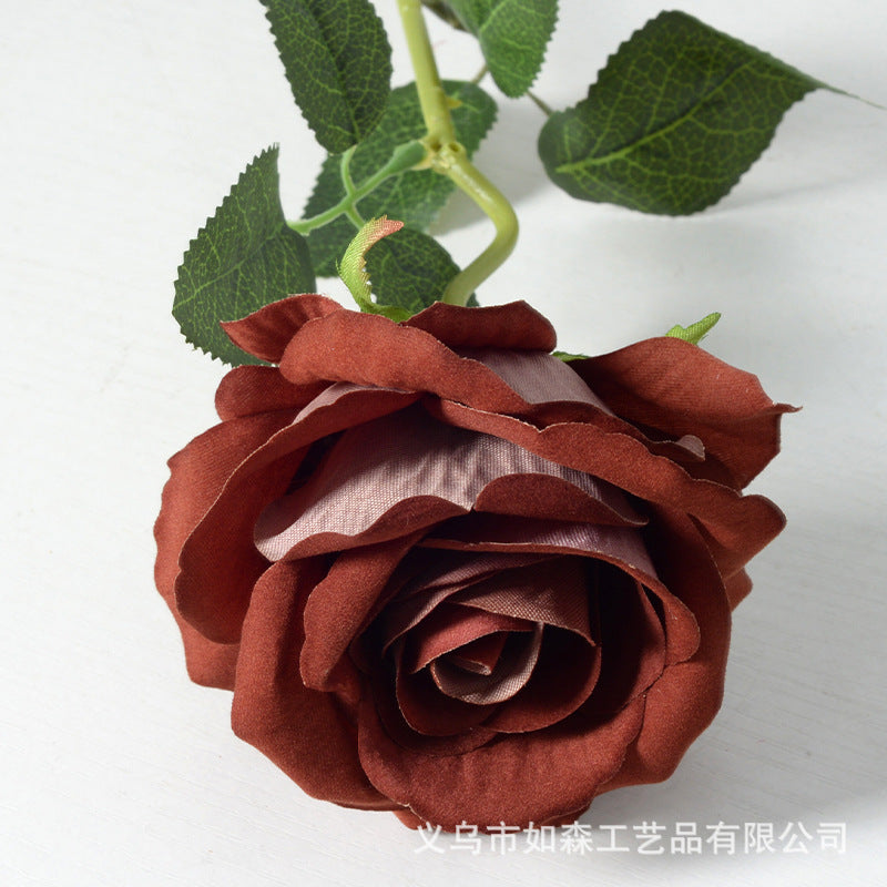 Parisian velvet rose